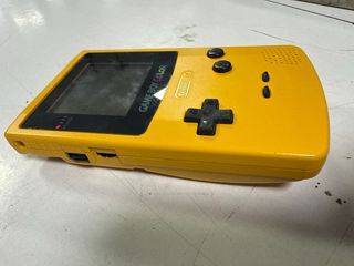Nintendo Game Boy Color Amarillo
