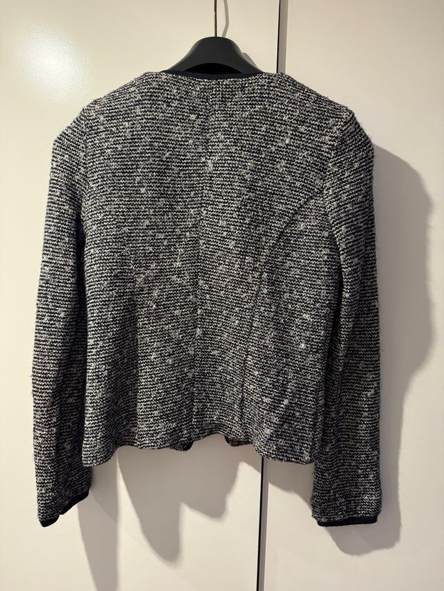 Chaqueta Massimo Dutti corta