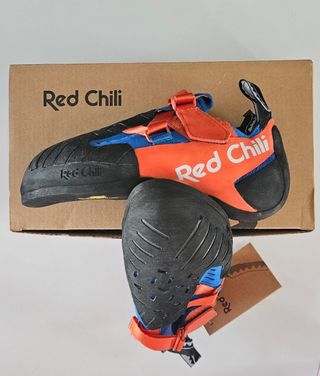 Pies de gato Red Chili voltage X talla 38