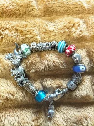 Pulsera Pandora Charms Multicolor y Plata