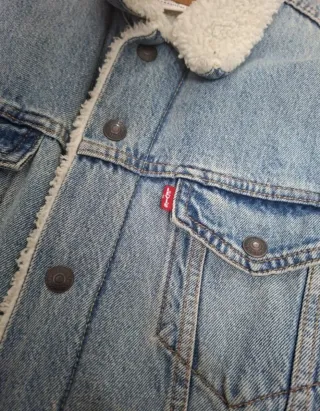 Chaqueta Levis vaquera forrada Talla S