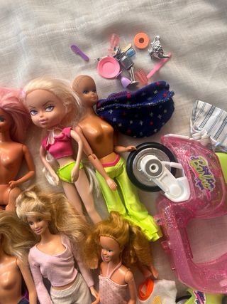 Set di bambole e accessori vintage Barbie