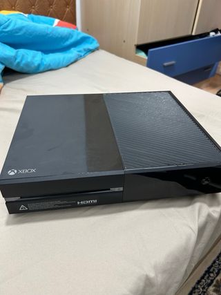 Xbox One 500 GB con mando 