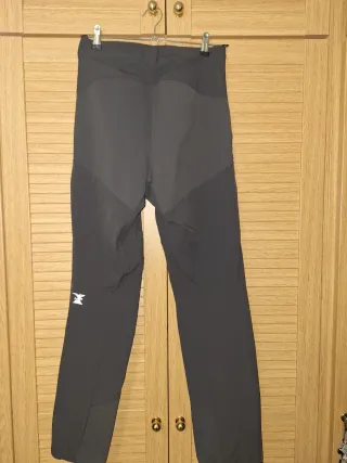 Pantalón escalada Simond mujer gris.