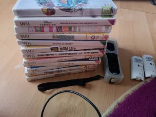 Consola Wii con Skylanders Giants y varios juegos.