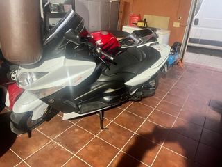 Yamaha Tmax 500 Scooter