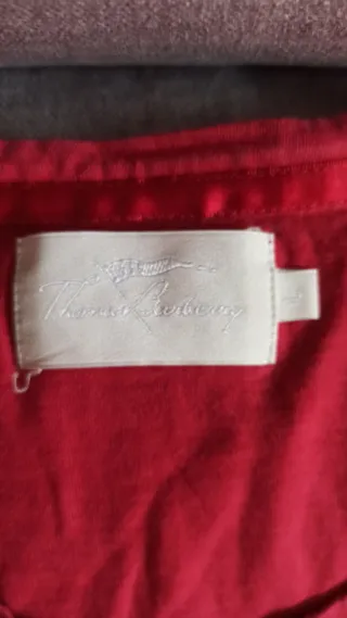 Camiseta Burberry Roja Talla M