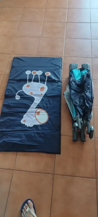 Cuna de viaje con colchón