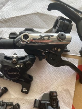 Shimano XT Frenos y Cambio 11v