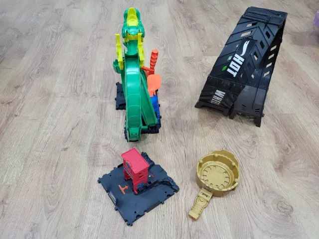 Pista Dragão + Pista Monster Trucks Hot Wheels