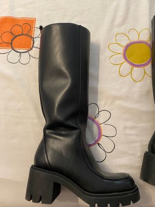 Botas altas negras Zara