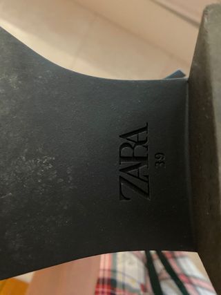 Botas altas negras Zara