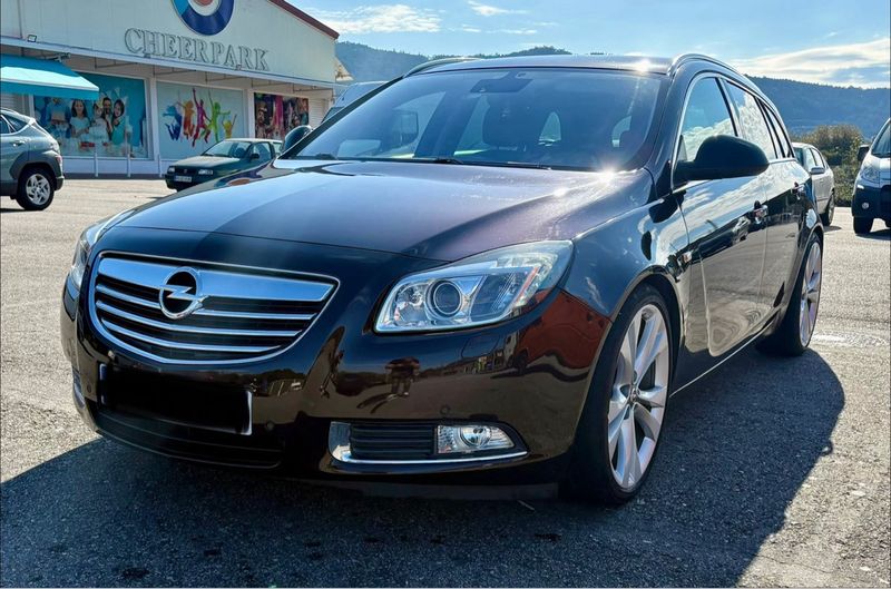 Opel Insignia 2012 Sports Tourer Excellence. Full. - foto 1