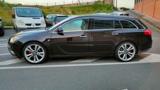 Opel Insignia 2012 Sports Tourer Excellence. Full.