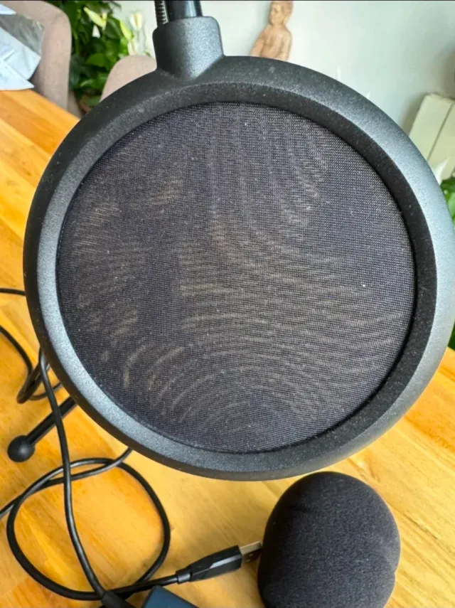 Micrófono TONOR TC-777 con trípode y Filtro NUEVO