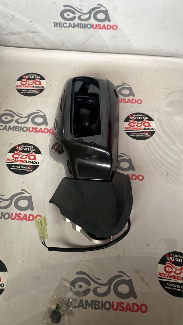 Espejo Izquierdo Suzuki Burgman AN650A (06-09)