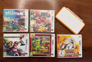 Nintendo 2DS XL Bianco Arancione + 5 Giochi