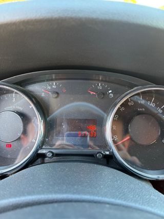Peugeot 5008 2011