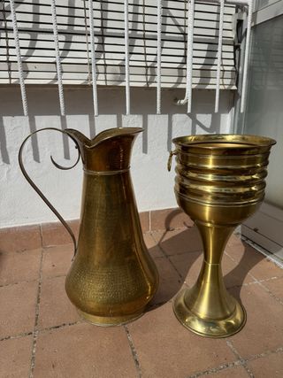 Paragüero antiguo de metal dorado