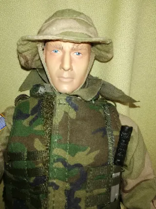 Figura soldado militar tipo bbi