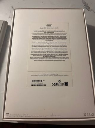 iPad di ottava generazione bianco + Apple Pencil