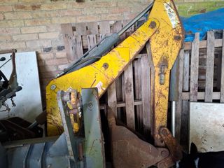 Minicargadora New Holland LS170