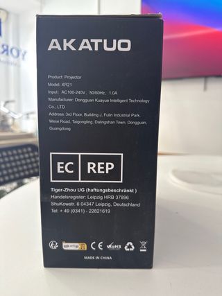 Proyector Blanco con Tripod