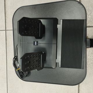 Accesorio PS4 Hori RWA Con Soporte Para Pedales