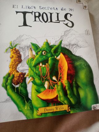 EL LIBRO SECRETO DE LOS TROLLS