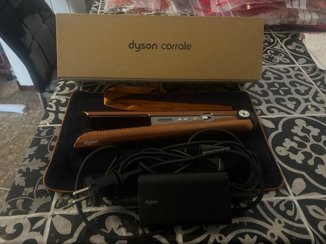 Plancha de pelo Dyson Corrale