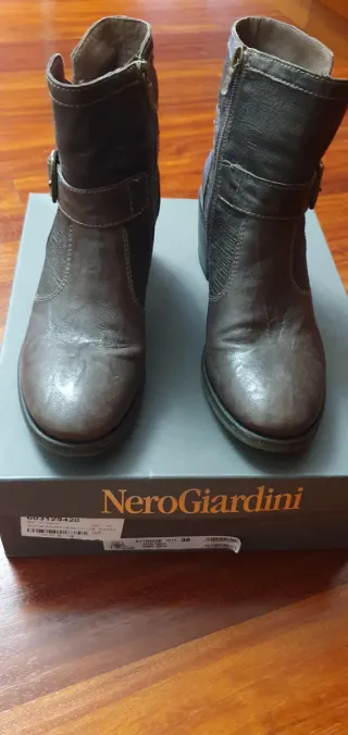 Botas NeroGiardini Marrones Talla 38