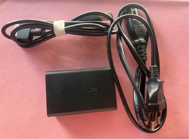 Sony PS Vita Negra con cargador