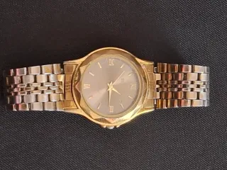 Reloj RADO diastar swiss Plateado y dorado