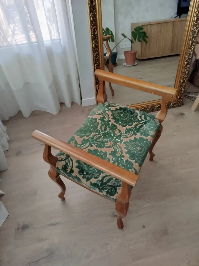 SILLÓN ANTIGUO MADERA