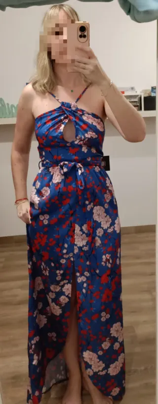 Vestido largo floral azul y rojo