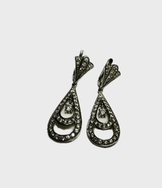 Pendientes tipo Yanes con circoniras de oro blanco 18K
