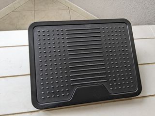 Poggiapiedi Ufficio AmazonBasics Regolabile