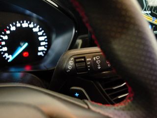 Ford Focus 1.0 Ecoboost MHEV 92kW ST-Line Auto