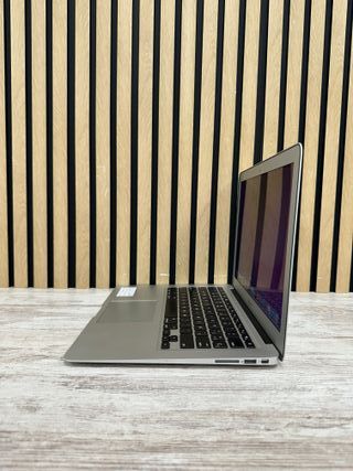 MacBook Air 13" 2017 i5 8gb 128gb SSD