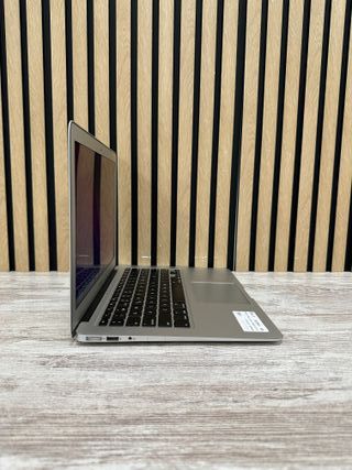 MacBook Air 13" 2017 i5 8gb 128gb SSD