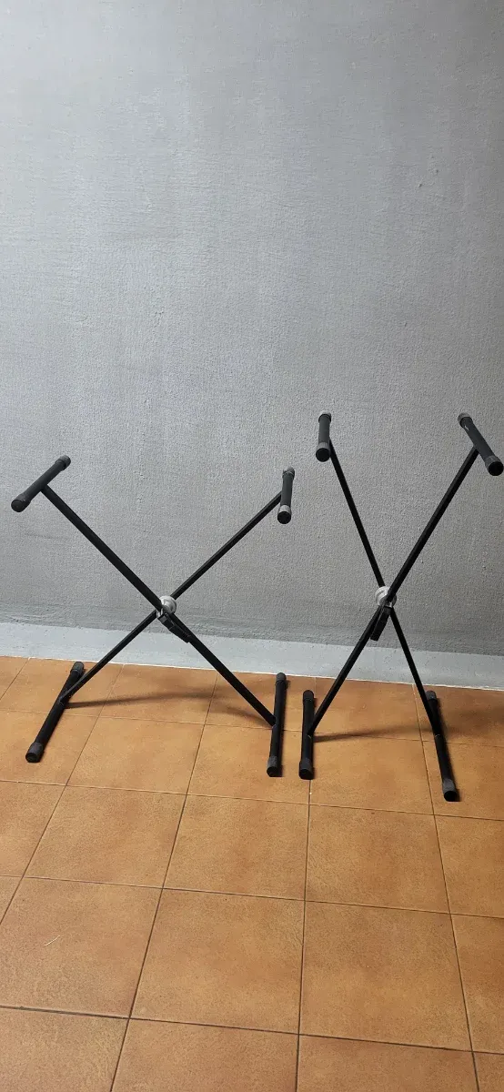 Soportes para mesa negros
