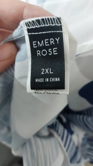 Blusa Shein Estampado Geométrico 2XL SIN USAR