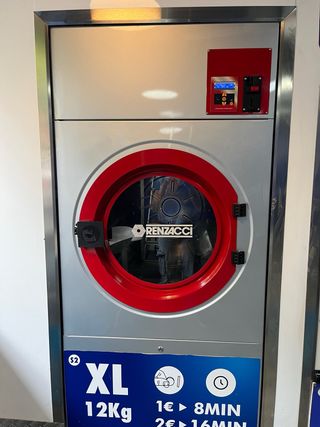 Secadora Renzacci XL  lavandería autoservicio