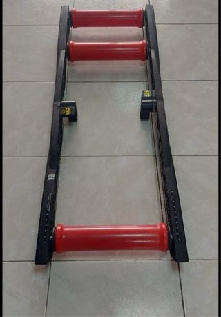 Rodillo de entrenamiento para bicicleta
