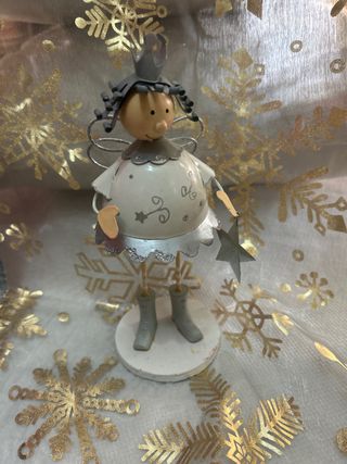 Angelito de Navidad con estrella