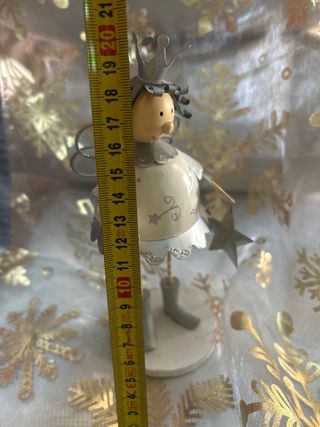 Angelito de Navidad con estrella