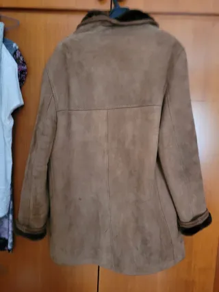 Abrigo de Mouton y borrego marrón