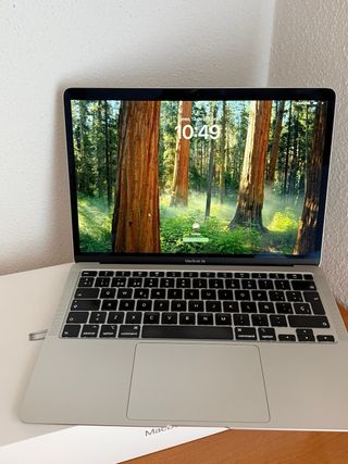 MacBook Air 13” 2020 i3 / 8GB RAM / 256GB SSD
