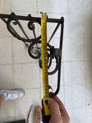 Perchero de forja para pared