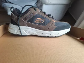 Zapatillas Skechers Hombre Nuevas marrón y negro